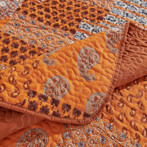LEAONME 3 Pieces California King Size Quilt Set Burnt Orange Rust Oversized 120x120 Inch Bedspread Coverlet Lightweight Microfiber Paisley Bed Cover for All Seasons (1 Quilt, 2 Pillow Shams)