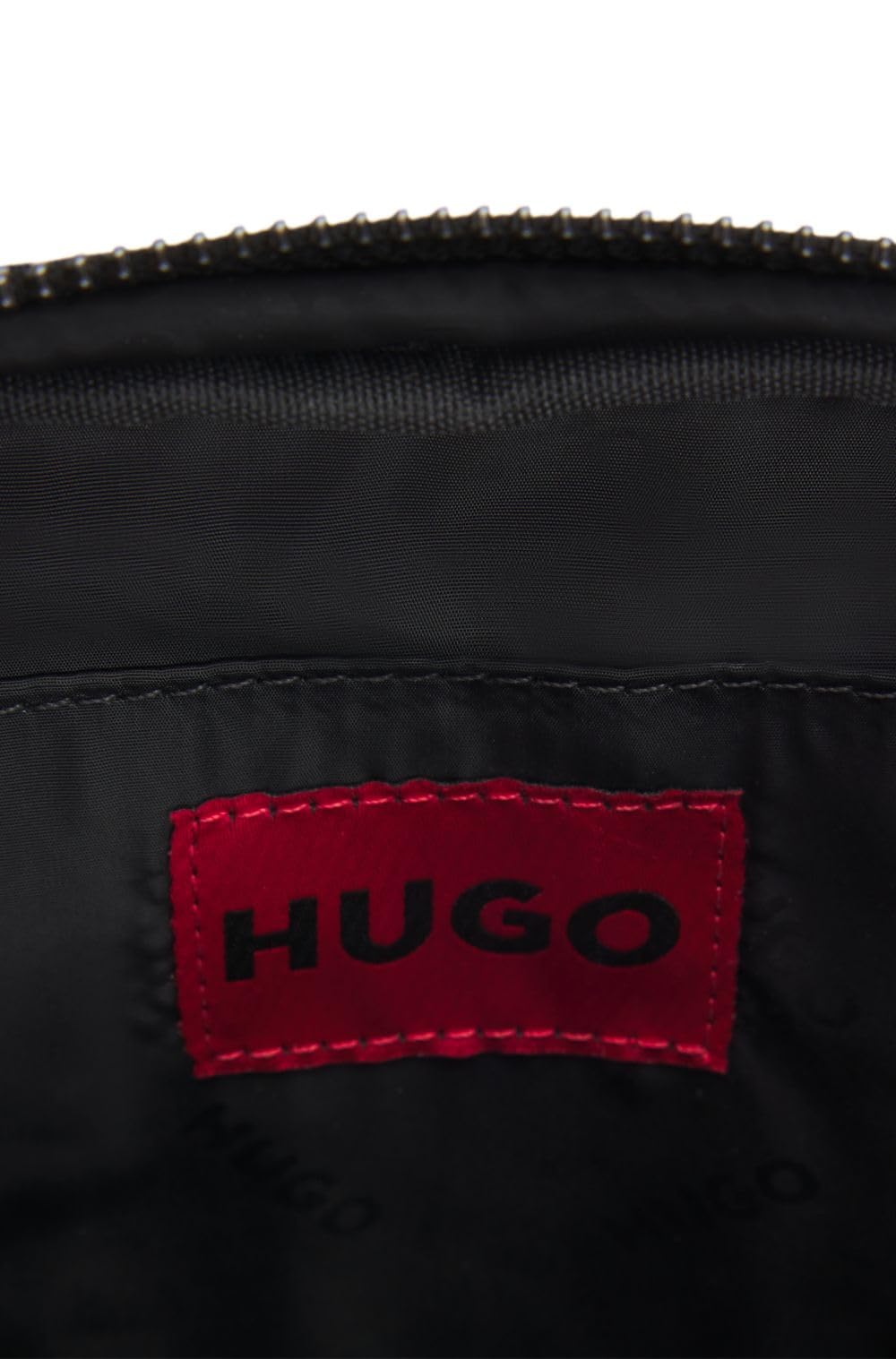 HUGO Dusky_ns Zip Reporter_With_Zip