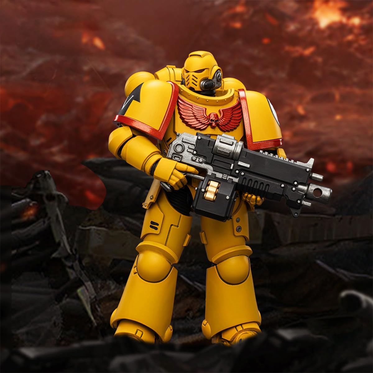 JOYTOY Warhammer 40K Imperial Fists Intercessor with Bolt Rifle, Bolt Pistol and Chainsword- 4.84" 1/18 Collectible Action Figure Birthday Gifts 15Age+ JT03844 image 2