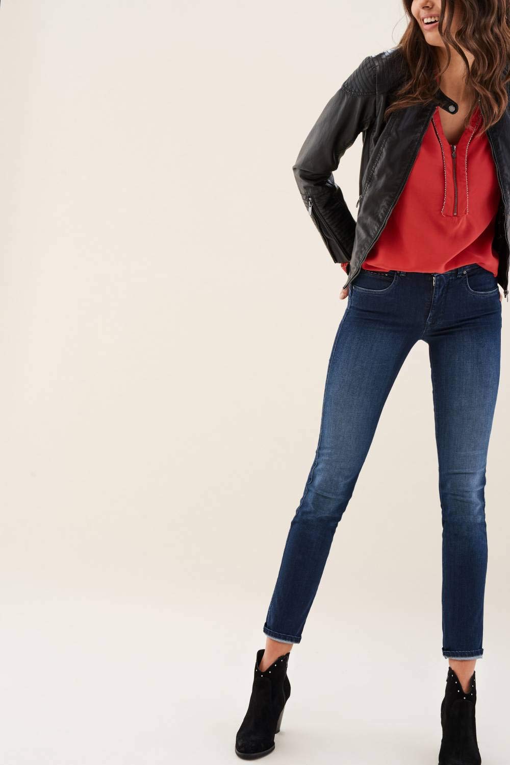 Salsa Vaqueros Secret Slim con Detalle de Brillo