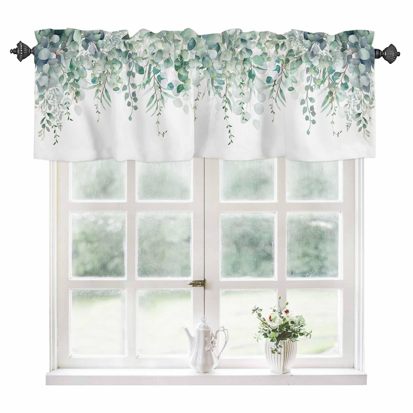 Cenefa de cortina de eucalipto: la solución ideal para ventanas pequeñas