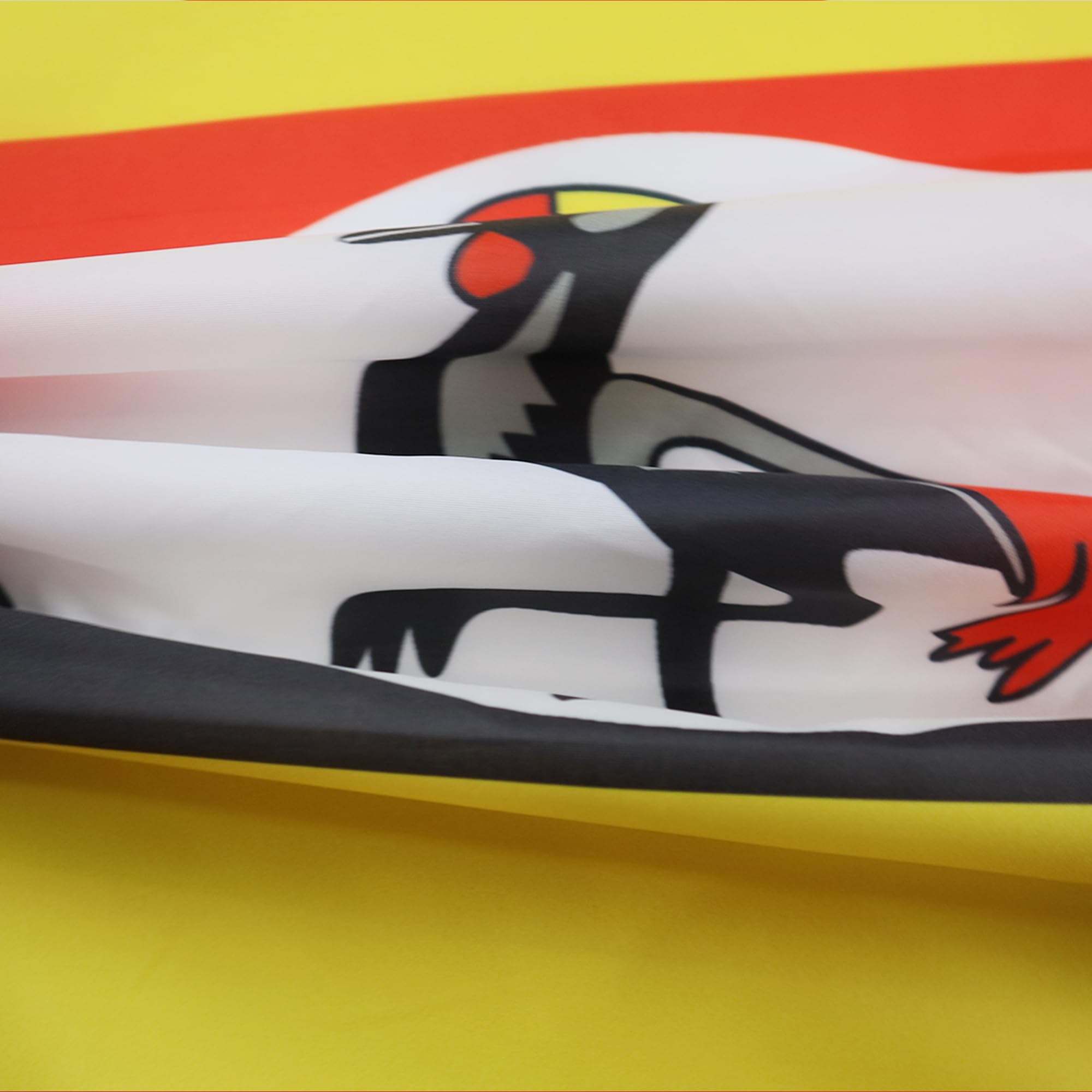 AZ FLAG Uganda Flag 150 x 90 cm with 4 Eyelets for Balcony or Wall, 1 Pièce - Image 2