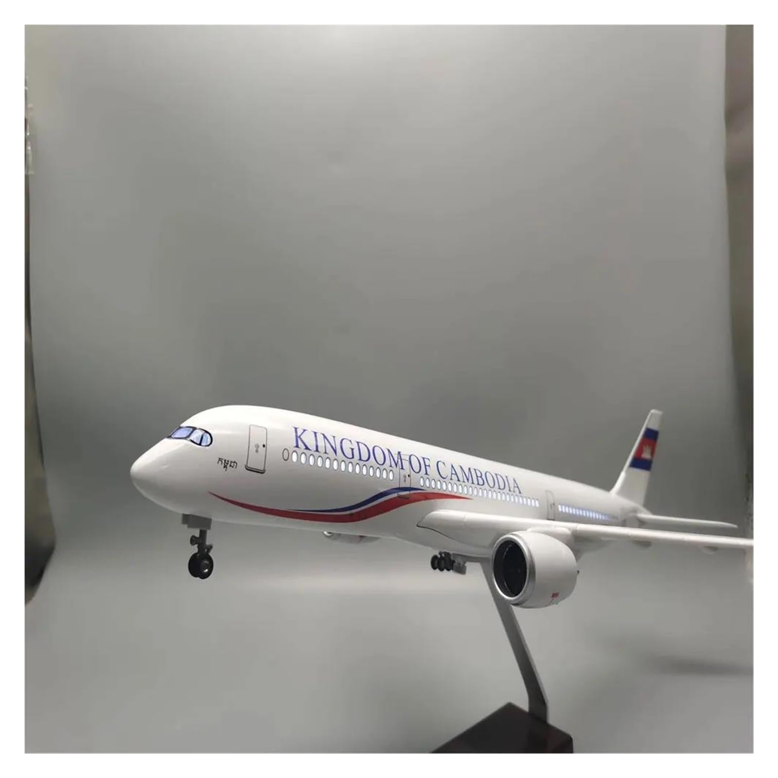 Odlewany metalowy samolot do kambodżańskiej skali A350 47CM zestaw do budowania modeli samolotów Model samolotu najlżejszy do zbierania i wyświetlania (bez światła)