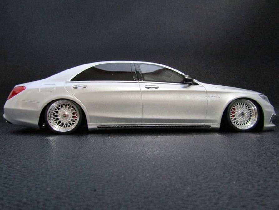 1/18 メルセデスベンツ S65 AMG カスタム Amazon.co.jp: 1/18 メルセデスベンツ AMG S65前期 カスタム