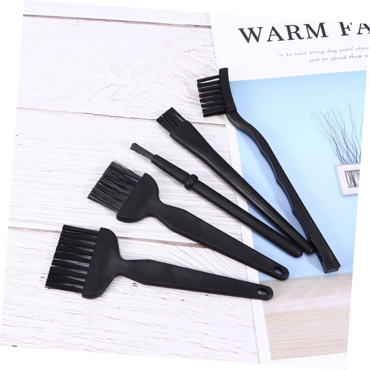 5pcs Anti-Static Cleaning Brush for Computers Mobile Phones and PCB Repair Lightweight Safe Use and Dust Removal