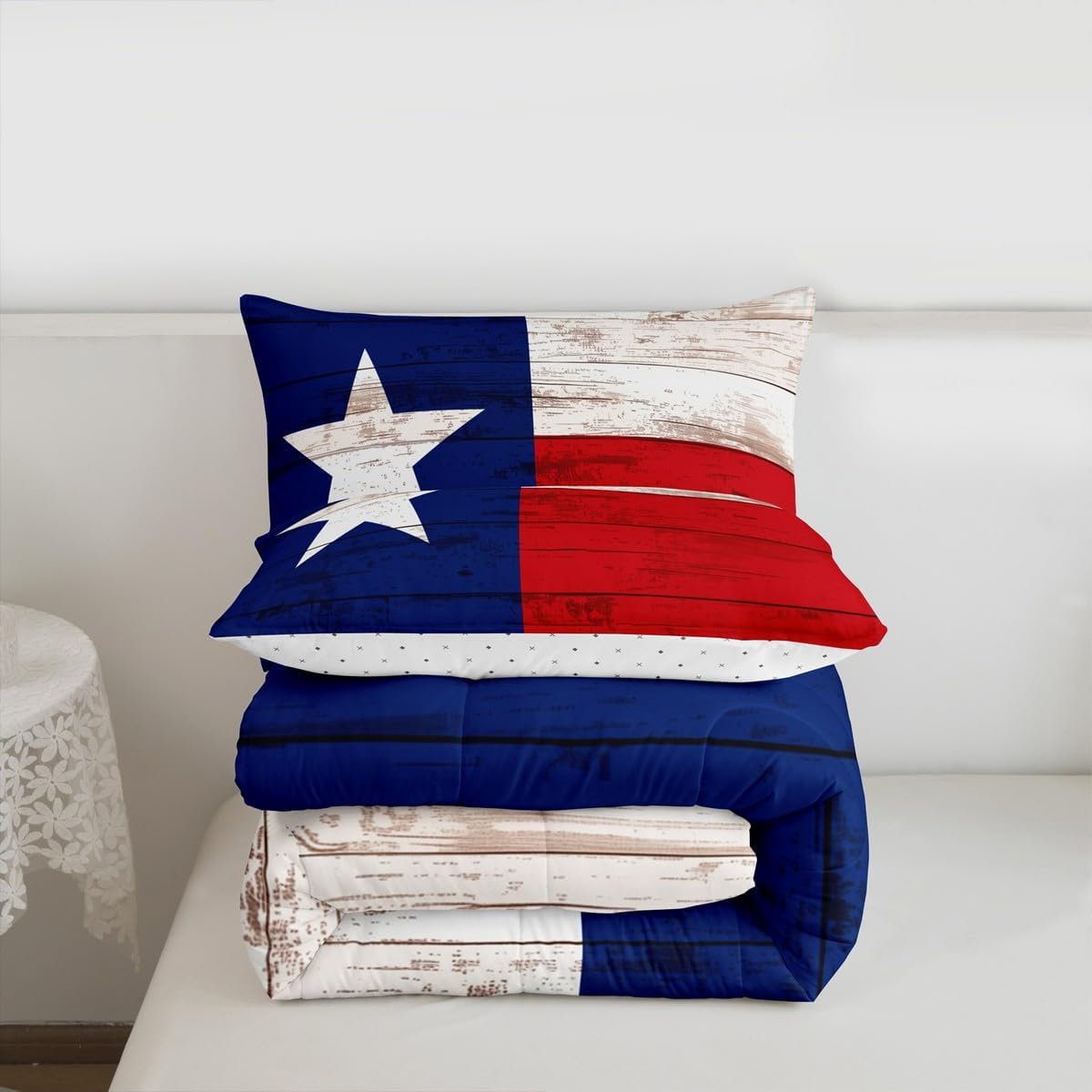 Erosebridal Western Texas Star Bedding Set Retro Vintage American Flag Quilt Cowboys Gifts for Women,Patchwork White Red and Blue Queen Comforter Set,Grunge Stars and Stripes Farmhouse Decor
