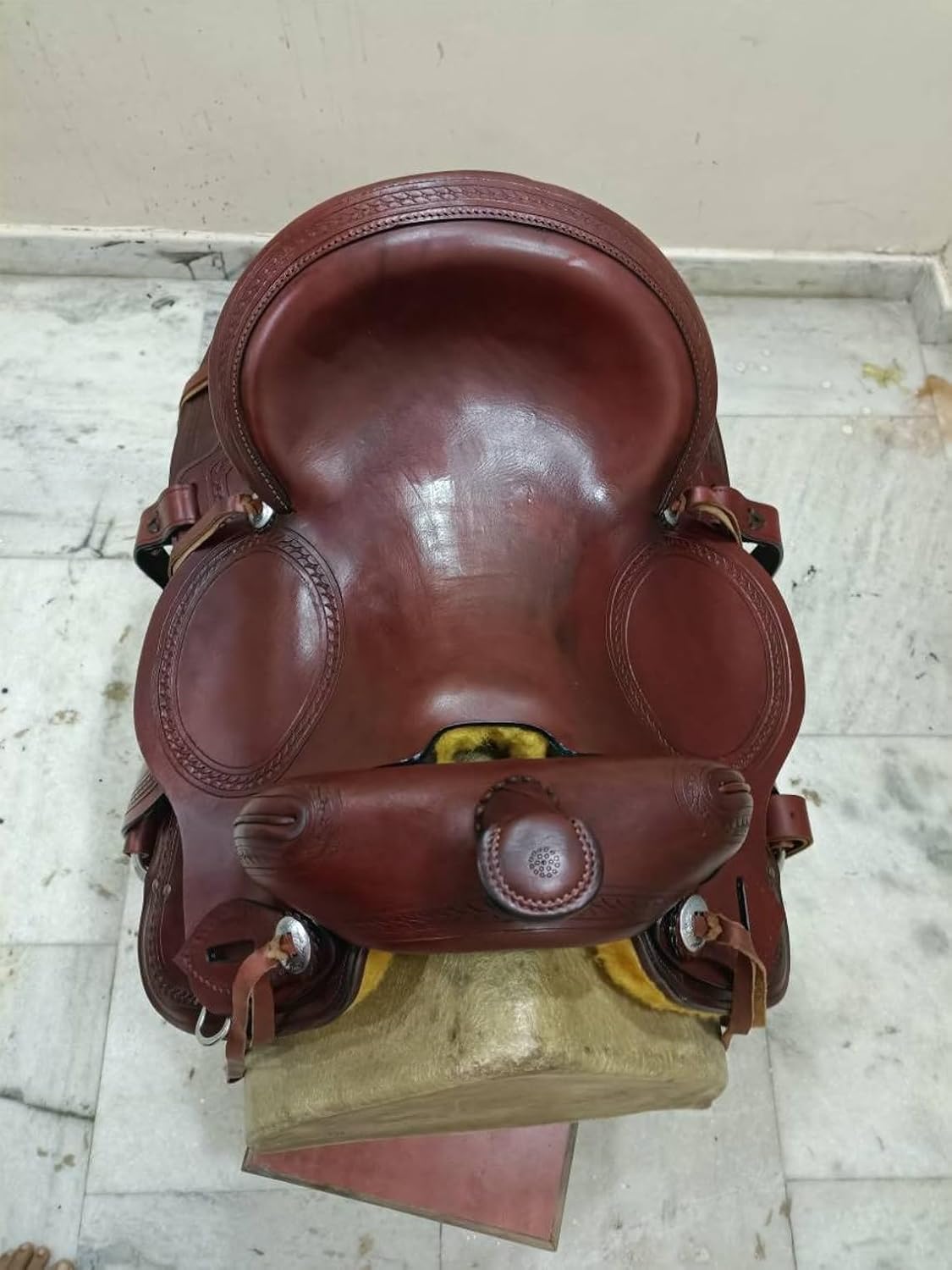 Western Horse Saddle Wade Tree A Fork Ranch Roping Work Handmade Tooled Carved Premium Leather Equestrian Trail Horse Saddle for Horse Riding Size: 10-18 inches Seat, OS54