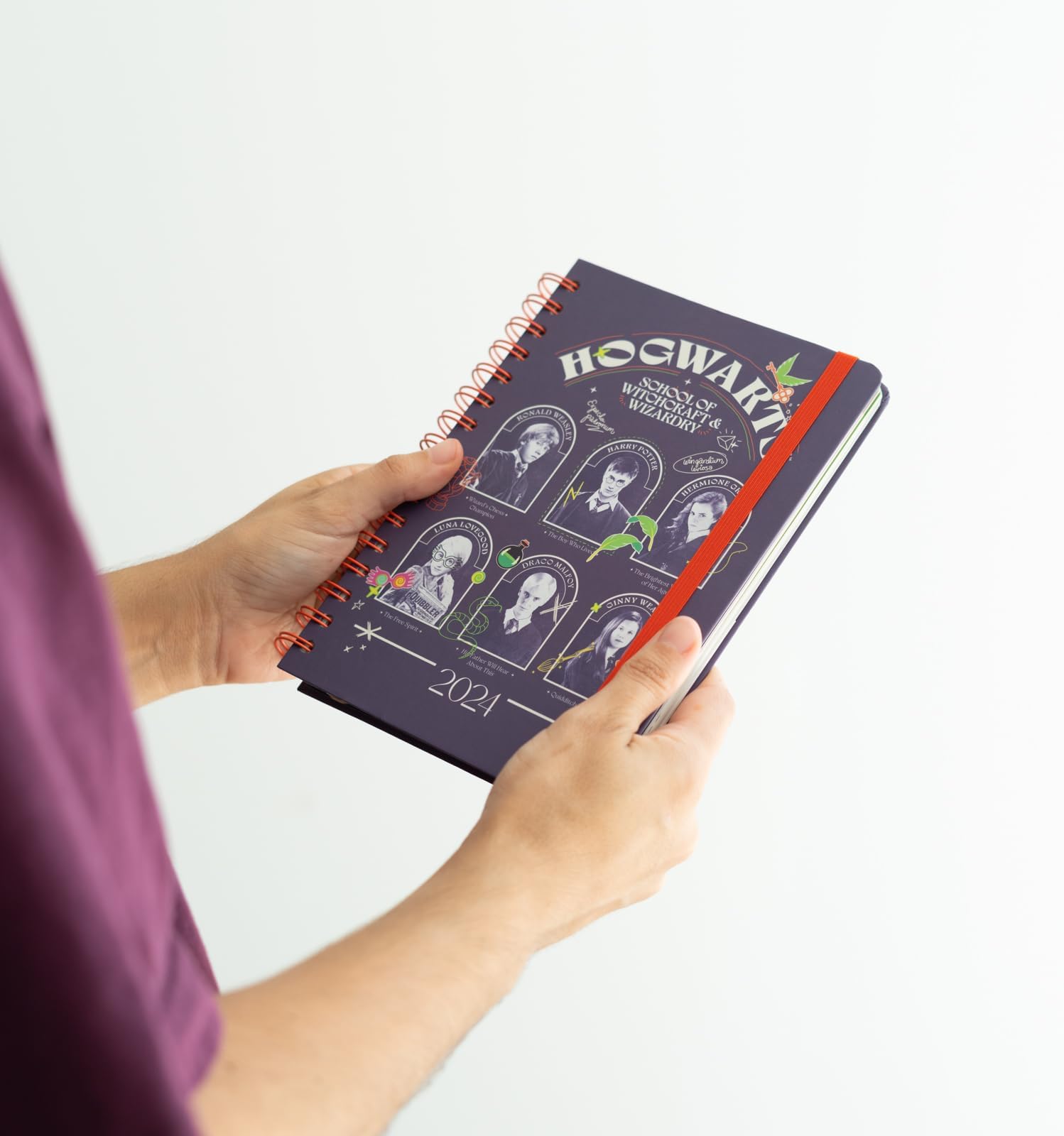 Grupo Erik Harry Potter A5 2024 Week To View Diary | January 2024 - December 2024 | 2024 Weekly Planner | A5 Planner With Stickers & Pocket | 2024 Diary | Harry Potter Gifts