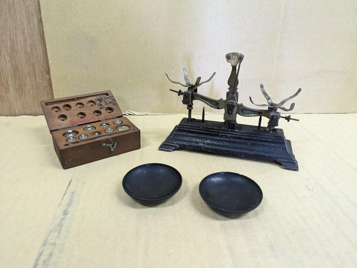 昭和レトロ超特大普通型上皿天びんと分銅 昭和レトロ超特大普通型上皿天びんと分銅