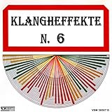 Fahrzeuge / Automobil: Verkehr mit Hupen