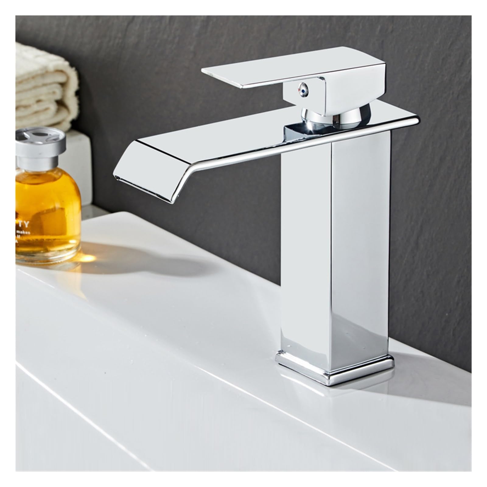 Robinet de salle de bain cascade dorée noir, mitigeur d'évier design élégant chic