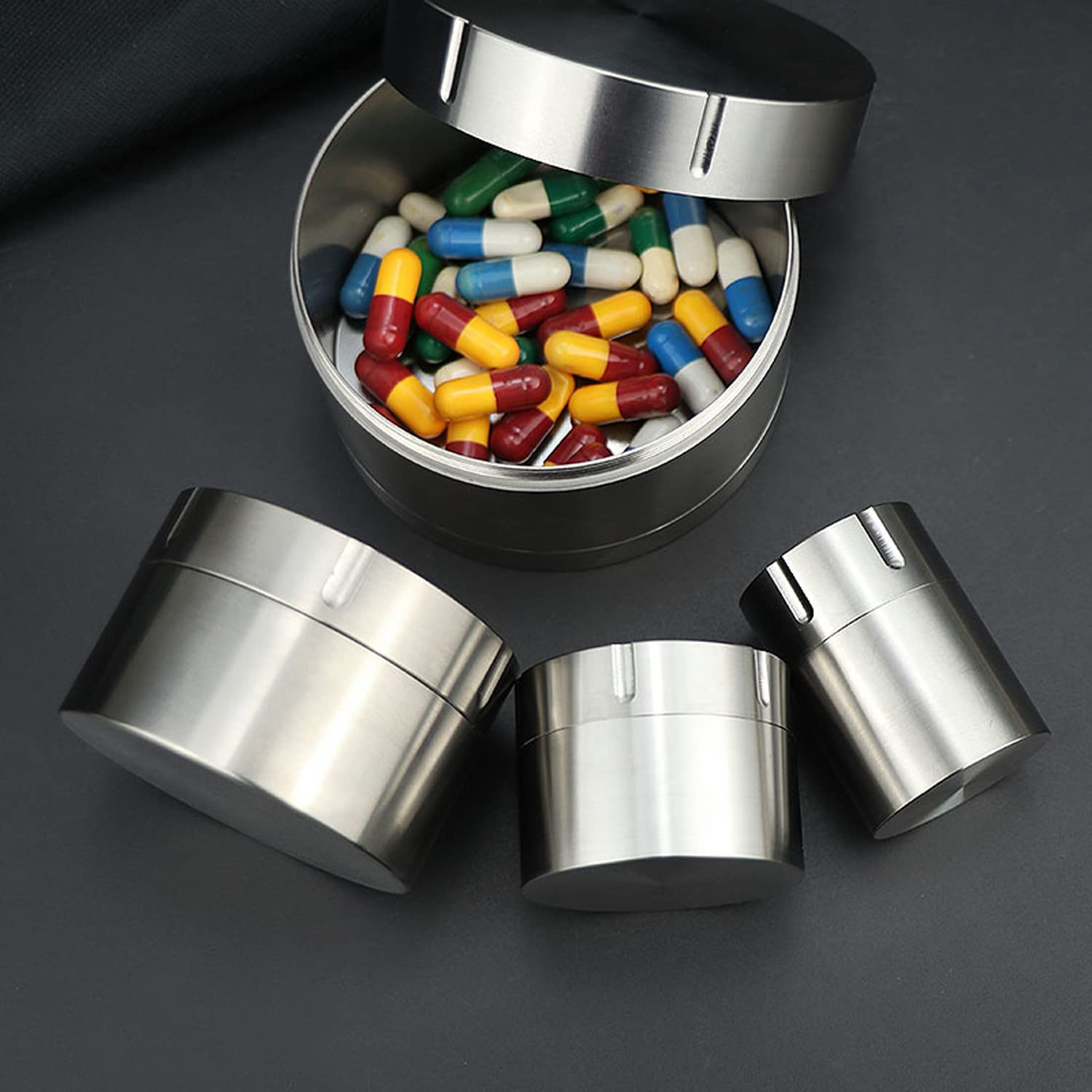 Pastillero Viaje Alta Capacidad, Titanio Impermeable Portatil Botella Contenedor Caja de Medicina, Diario Metalico Bolsillo Hermético Organizador de Pastillas, Sin BPA