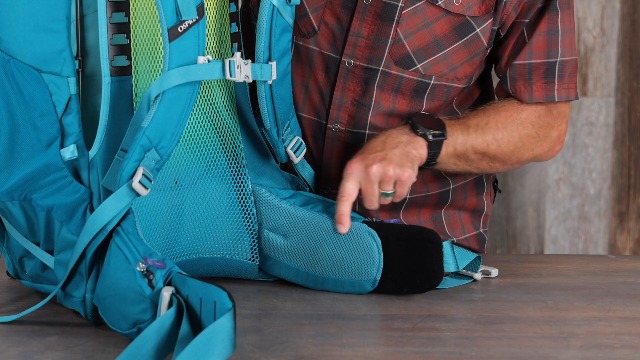 I S 希少　貝殻水色 Amazon.com : Osprey Ace 65L Kids' Backpacking Backpack, Blue