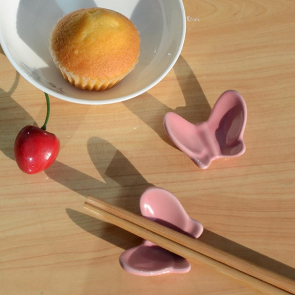 Cabilock 4pcs Ceramic Chopstick Rest Holder in Pink, Butterfly Shape Chopstick Support for Fork and Spoon, Practical Tableware Decoration for Home Dining