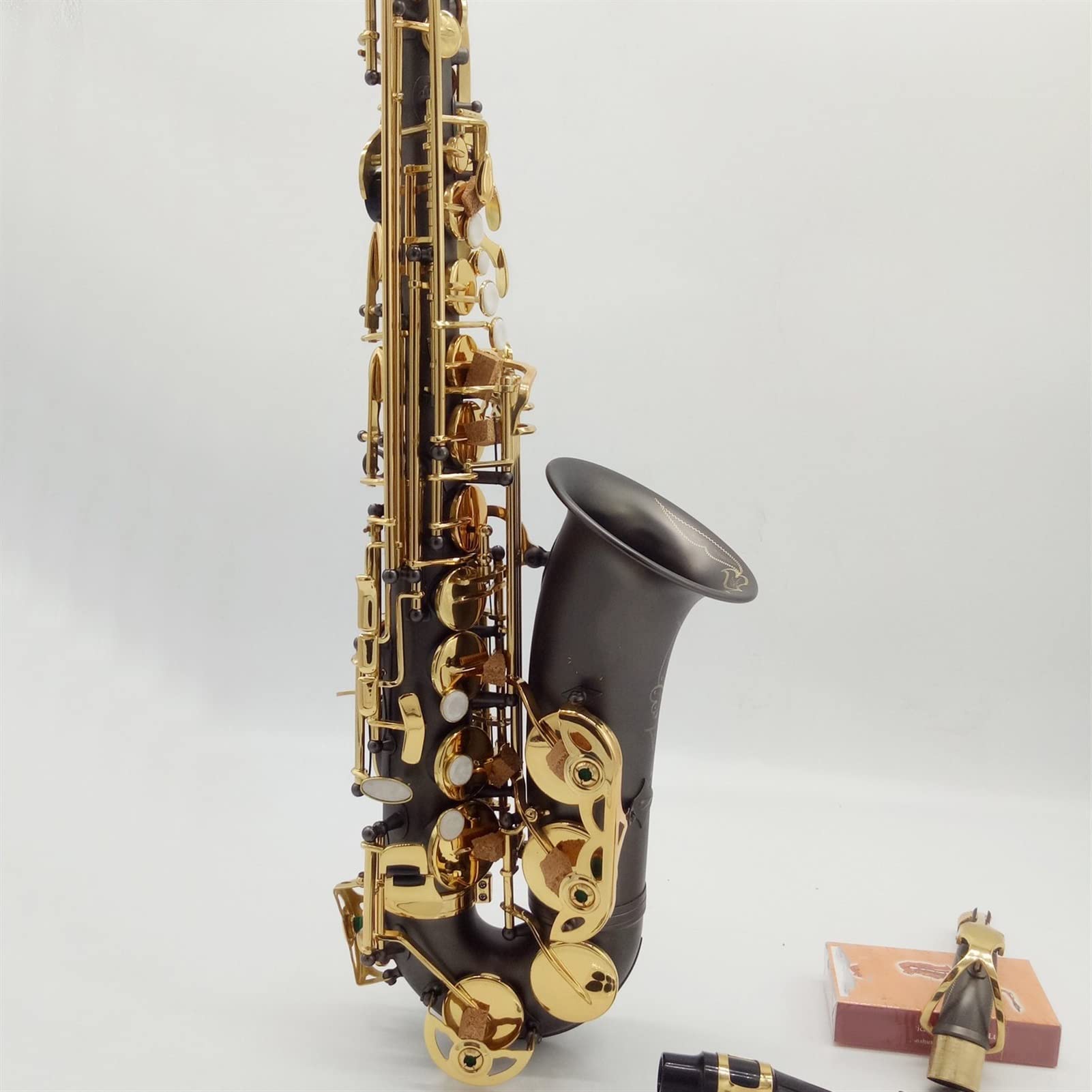 Amazon.co.jp: SHUNTIAN アルトサックスマットブラックゴールドキーズe