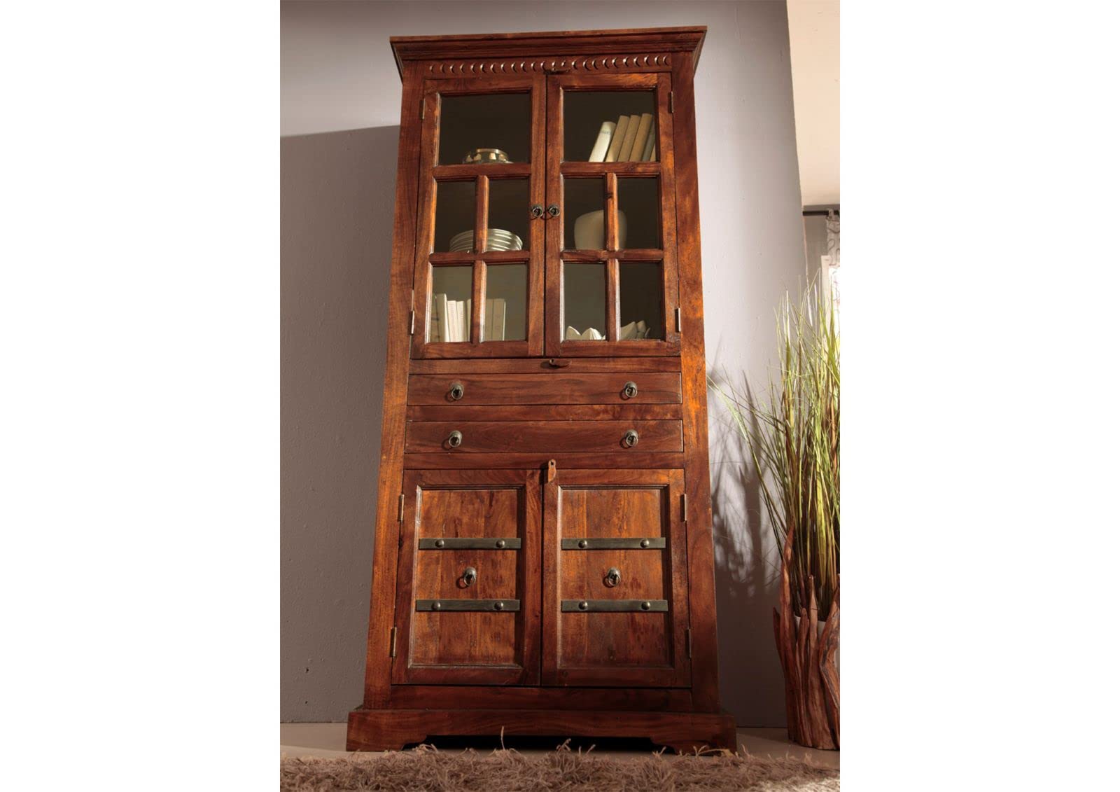 MASSIVMOEBEL24.DE | Oxford Vitrine Akazie 95x50x195, Farbe:Dunkelbraun lackiert, Größe:95x50x195 cm (BxTxH)