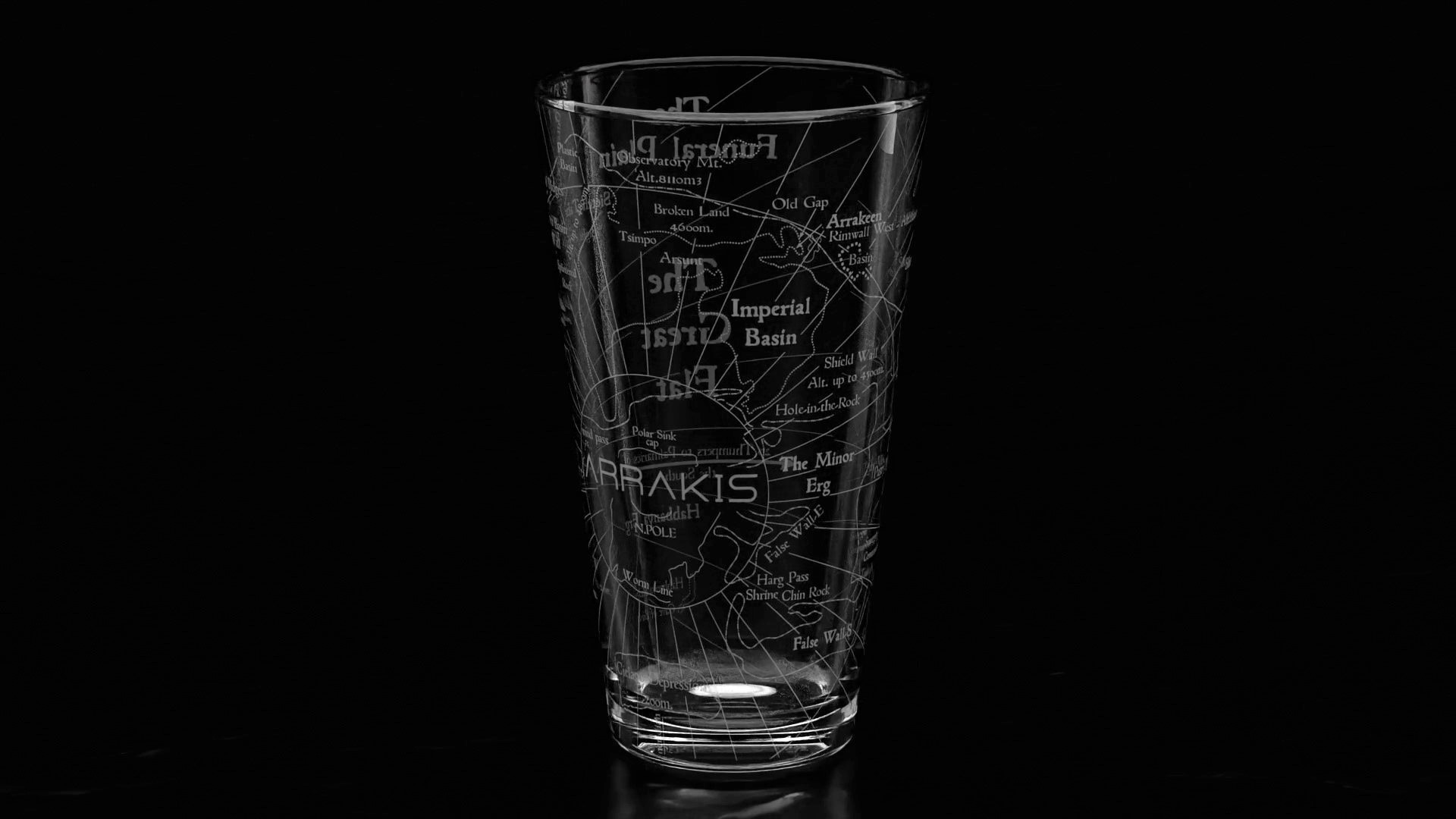 Amazon.com | GOJIRA Engraved 16oz Pint Glass | Japanese Monster