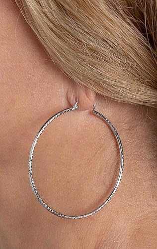 Miniatura 7 de Aretes de aro de oro blanco de 14 k con corte de diamante, (tubo de 0.079 in)