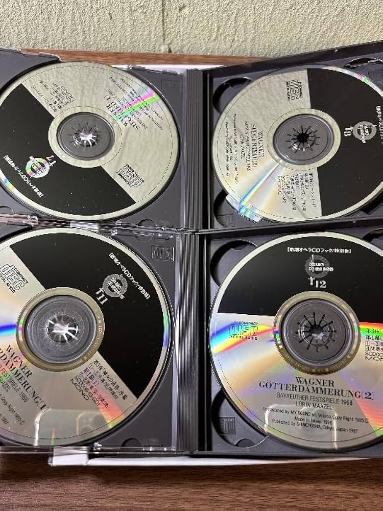 新潮オペラCDブック Amazon.co.jp: 《新潮オペラ CDブック 特別版 リヒャルト