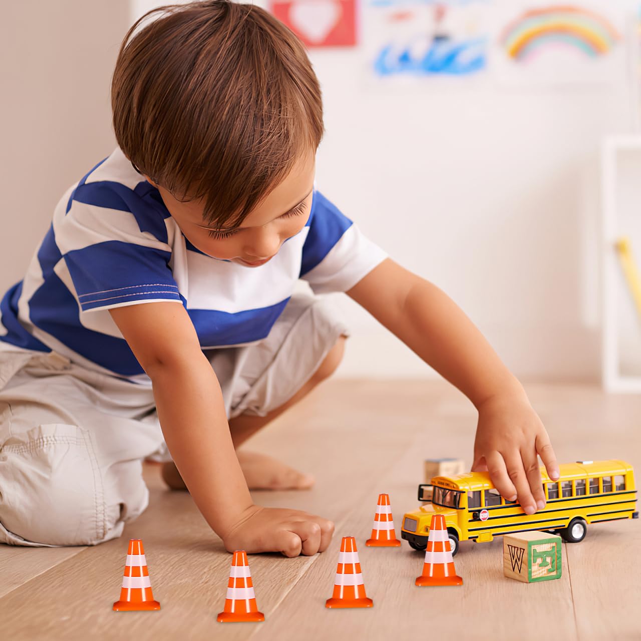 VANZACK Mini Verkehrszeichen Set – 14 Teile, Verkehrshütchen & Straßenschilder, Orange, Für Spielplatz & Modellbau