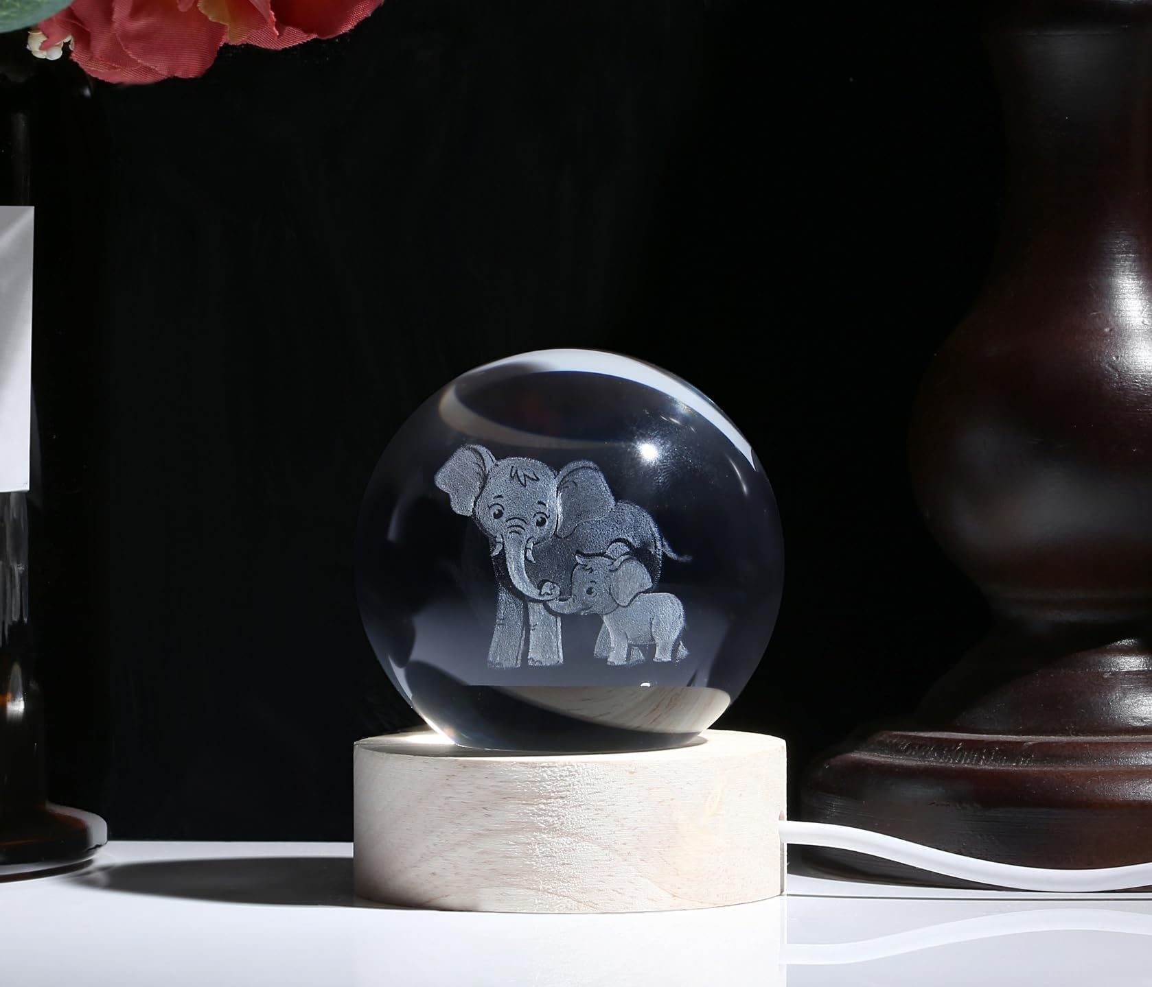 XIANNVXI 3D 60mm Elephant Gifts for Women Elephant Ornament Crystal Ball Paperweight Mum Mother and Daughter Gifts Presents Cute Paperweight Decor Decoration for Bedroom - Image 3