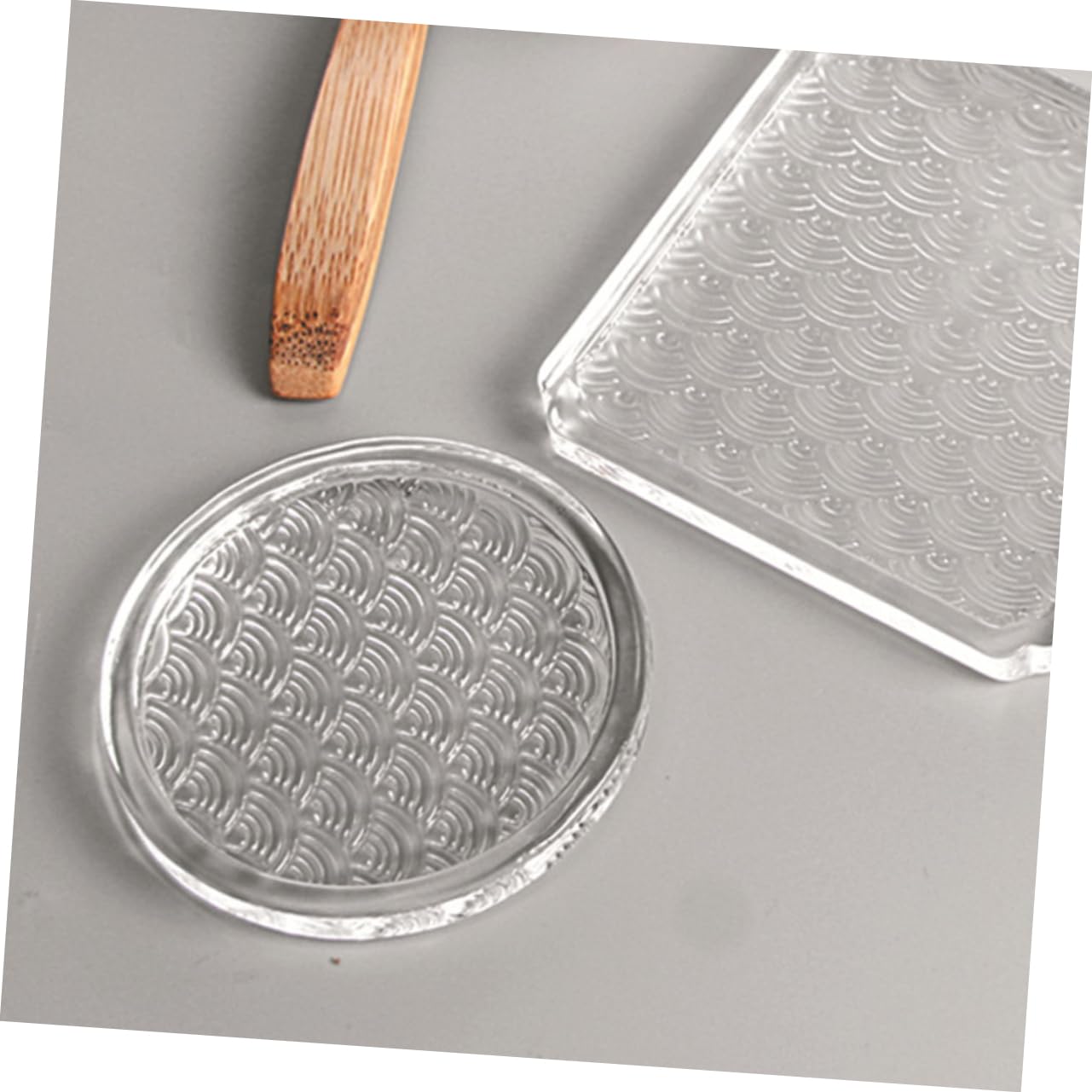 Posavasos de Vidrio Redondos 4 Piezas Patrón Ondulado | Hogar y Hotel, Resistencia al Calor y Protección contra Rayones, Formato Compacto para Mesa