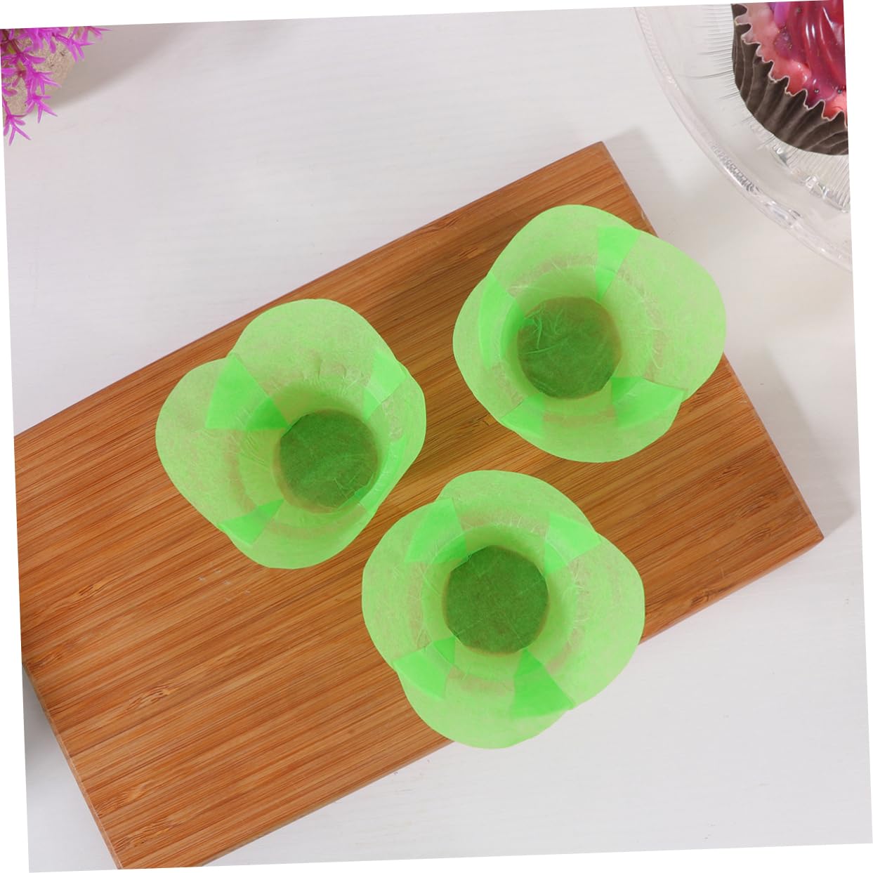 Amosfun 300 Pcs Moules À Muffins En Papier Mini Gobelets En Papier Pour Bonbons Doublure De Coupe De Gâteau En Tasse De Cuisson Doublure De Cupcake Mini De Muffins
