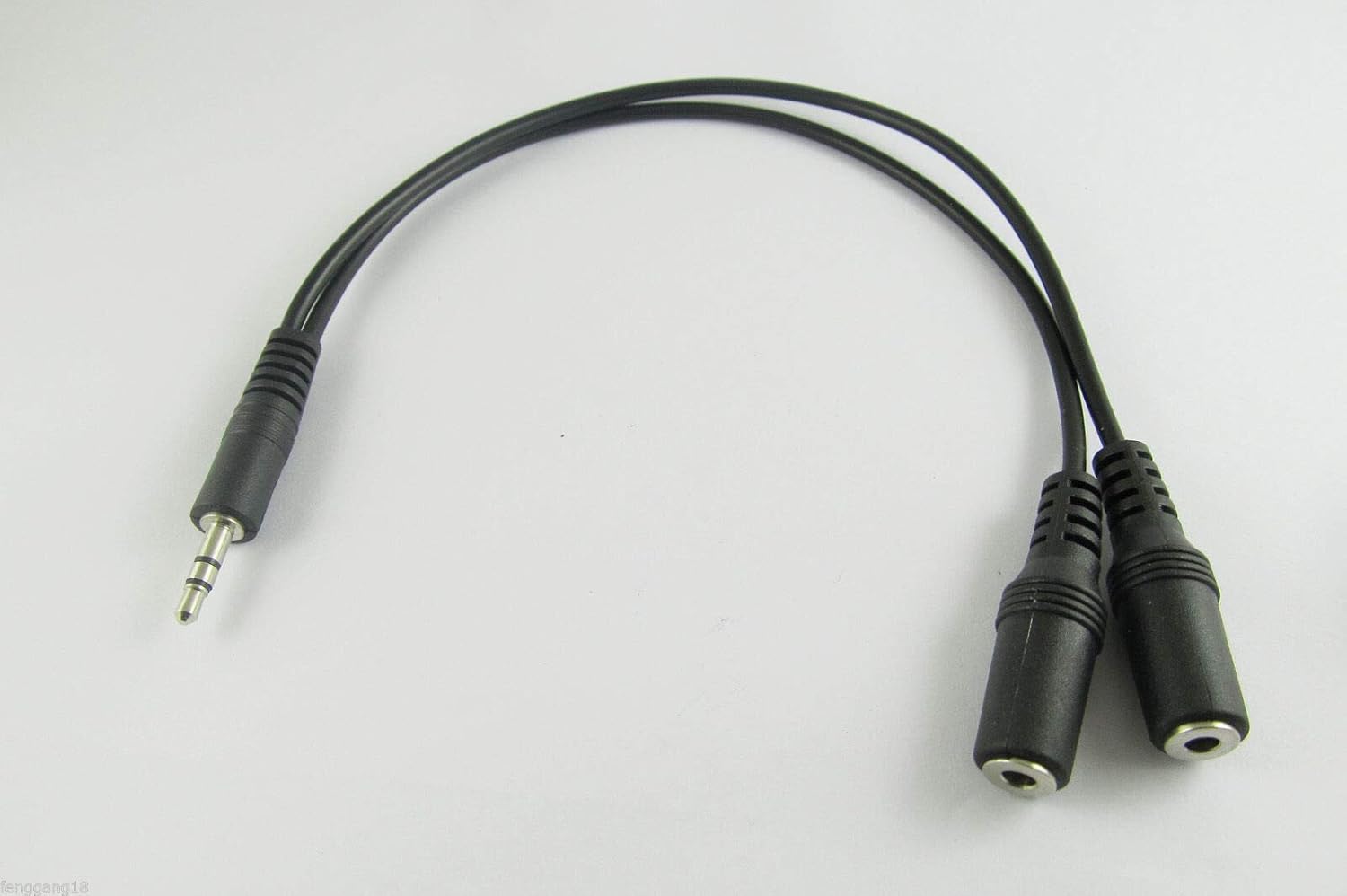 Connector and Terminal 2pcs 3.5mm 1/8" Stereo Audio Headphone Y Splitter Adapter