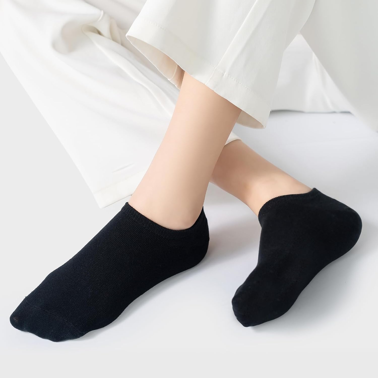 Sunm Boutique No Show Socks Womens Low Cut & Non Slip, Invisible Liner, Soft & Stretchable, Flat Boat Line 4 Pairs