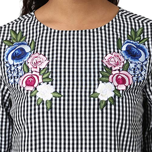 Image of Harpa Round Neck Checked Top