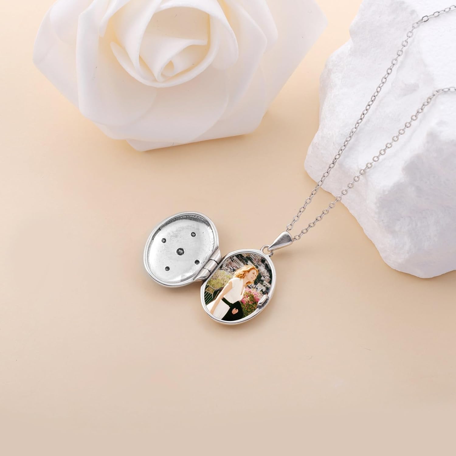 Oval Moissanite Locket Necklace for Women - 925 Sterling Silver Locket Pendant with Photo Vintage Moissanite Lockets Necklace Holds Pictures Engraved “Always with You ”Memorial Jewelry Gift for Mom Daughter