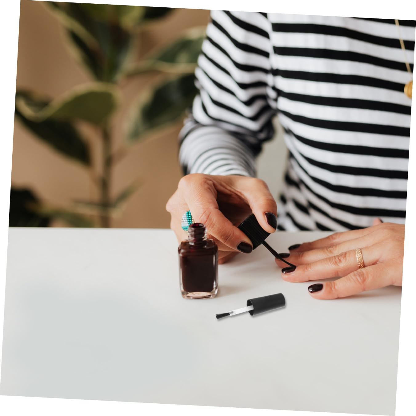 Healeved 60piezas Cepillos Para Esmalte De Uñas Con Reemplazo De Brochas Para Botellas De Esmalte y Gel Diseño Práctico y Para Aplicación