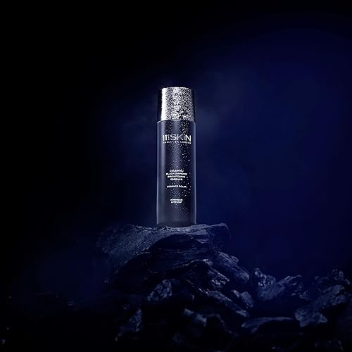 Miniatura 3 de 111Skin Celestial Black Diamond Essence, restaura la opacidad y apoya la fórmula antienvejecimiento de colágeno, péptidos de diamante y cobre (0.38
