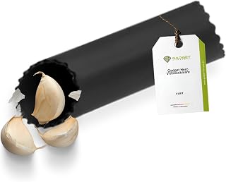 A smooth black garlic peeler roll that peels the garlic quickly and safely. | Our dishwasher safe silicone garlic peeler keeps your hands clean from strong scent.