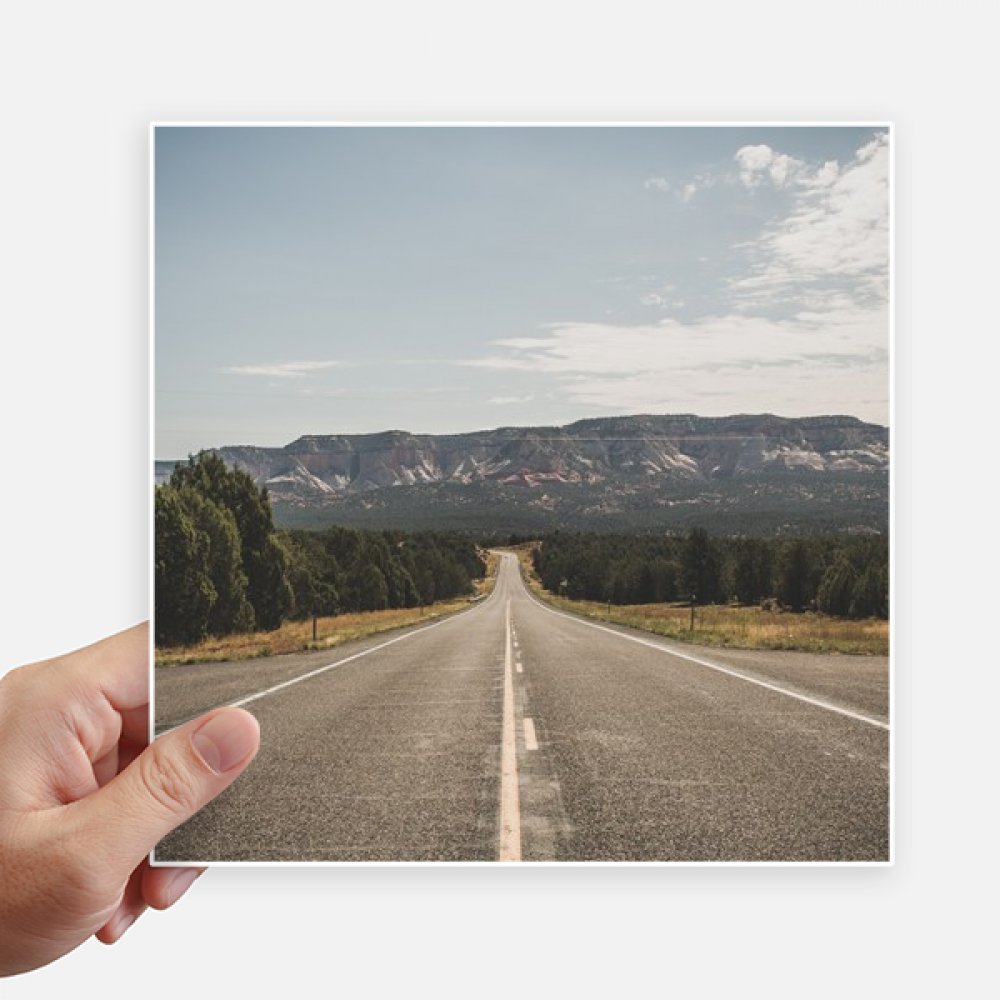 Sticker Voyage Forêt 20CM idéal pour personnaliser une valise et une moto de route