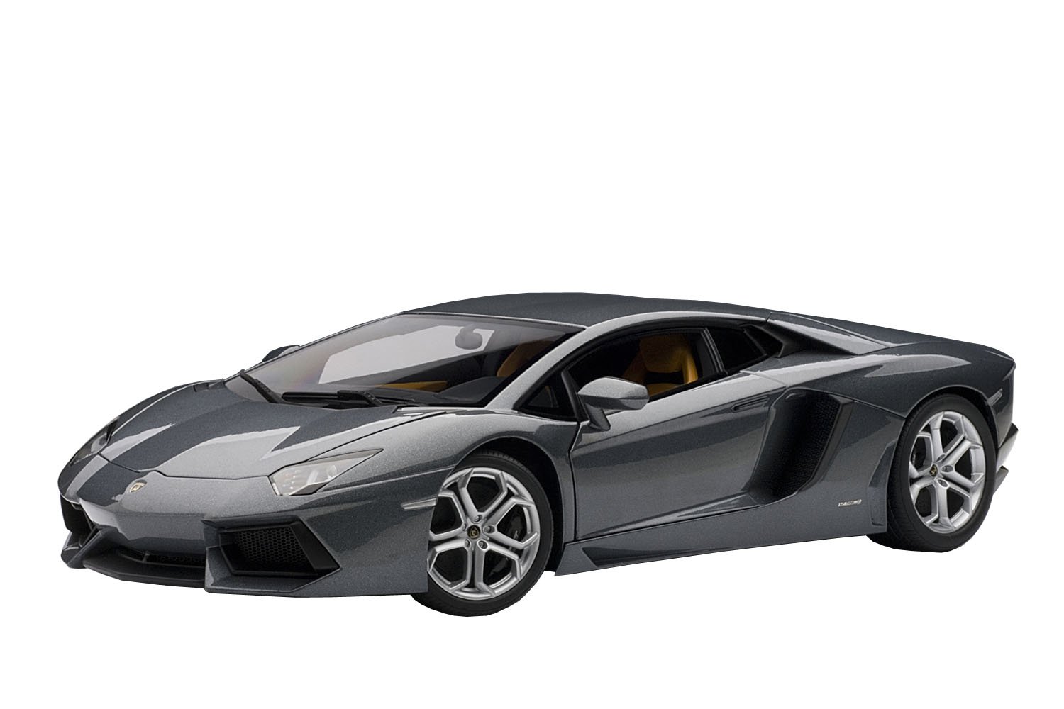AUTOart Lamborghini Aventador LP700-4 2011 grau metallic 1:18