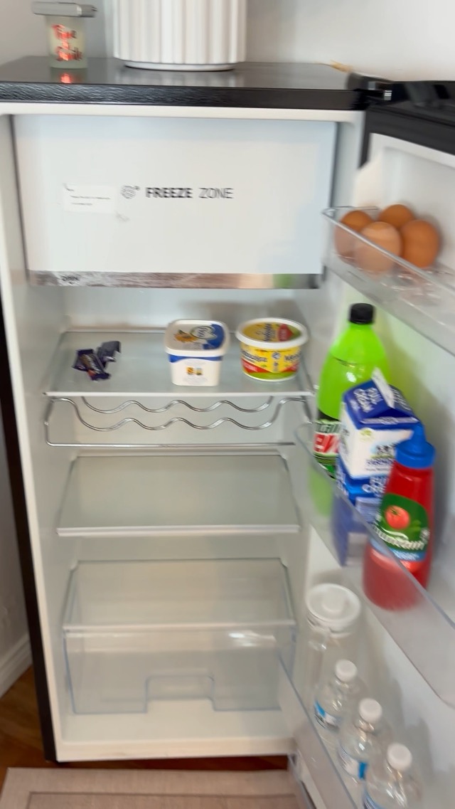 Check out this fridge, honest review!