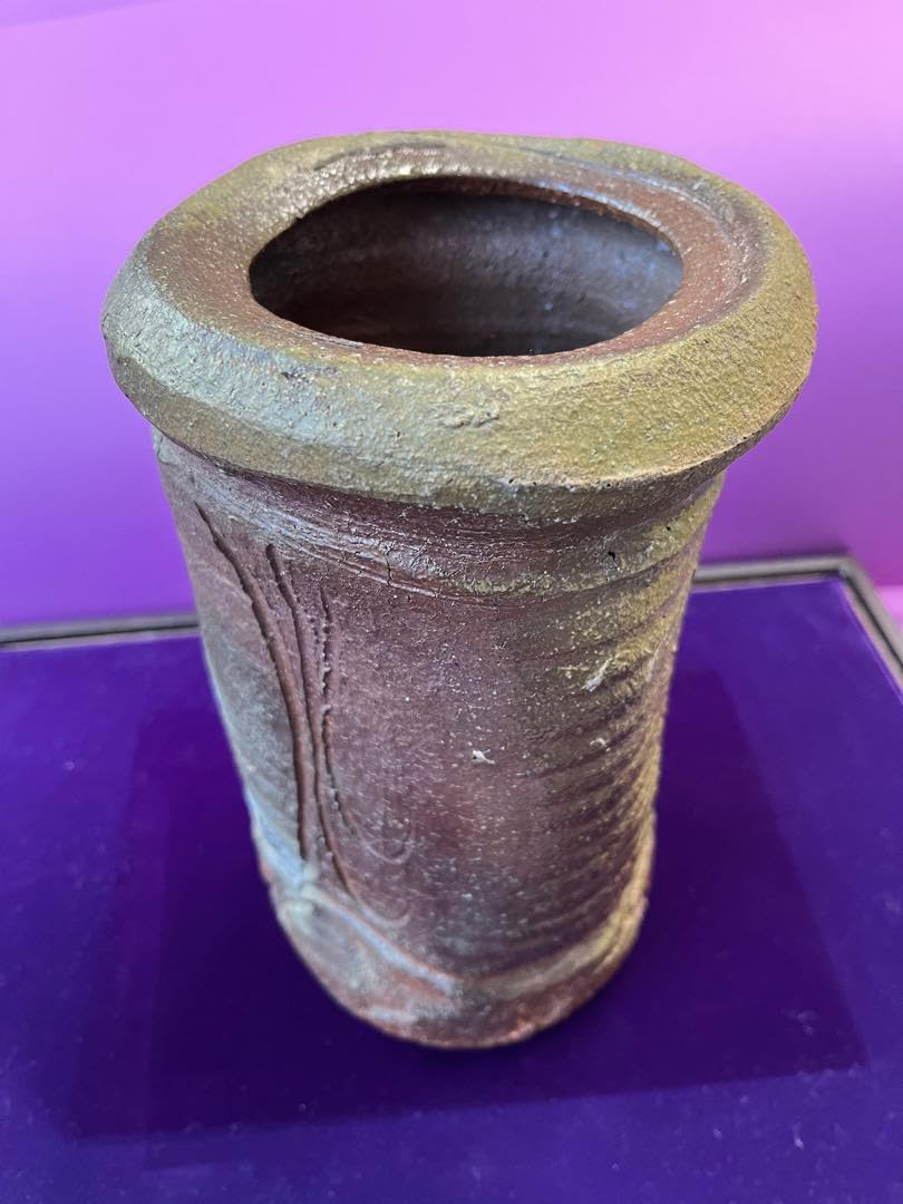 安倍安人作旅枕花入