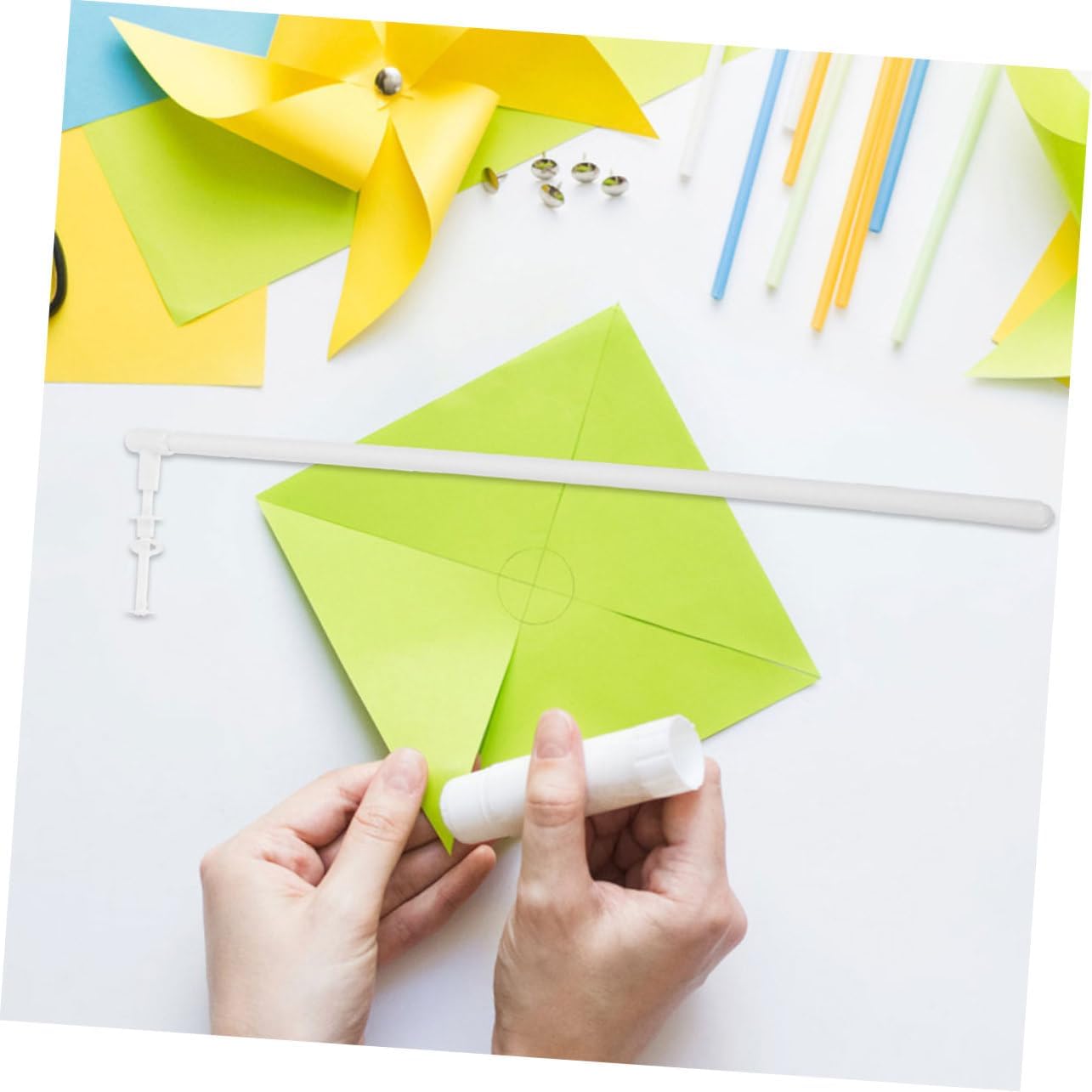 Sosoport 80pcs Handheld Pinwheel Rods for Windmill Crafts Convenient and Reusable Plastic Windmill Bars Smooth Edges for Safe Use for Garden Decorations and Creative Projects