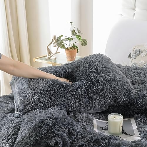 Smoofy Fluffy King Size Comforter Set, Faux Fur Comforter Set, Luxury Fuzzy King Bedding Set, Soft Shaggy Bed Set for All Season, 3 Pieces - 1 Comforter & 2 Pillowcases, Dark Grey