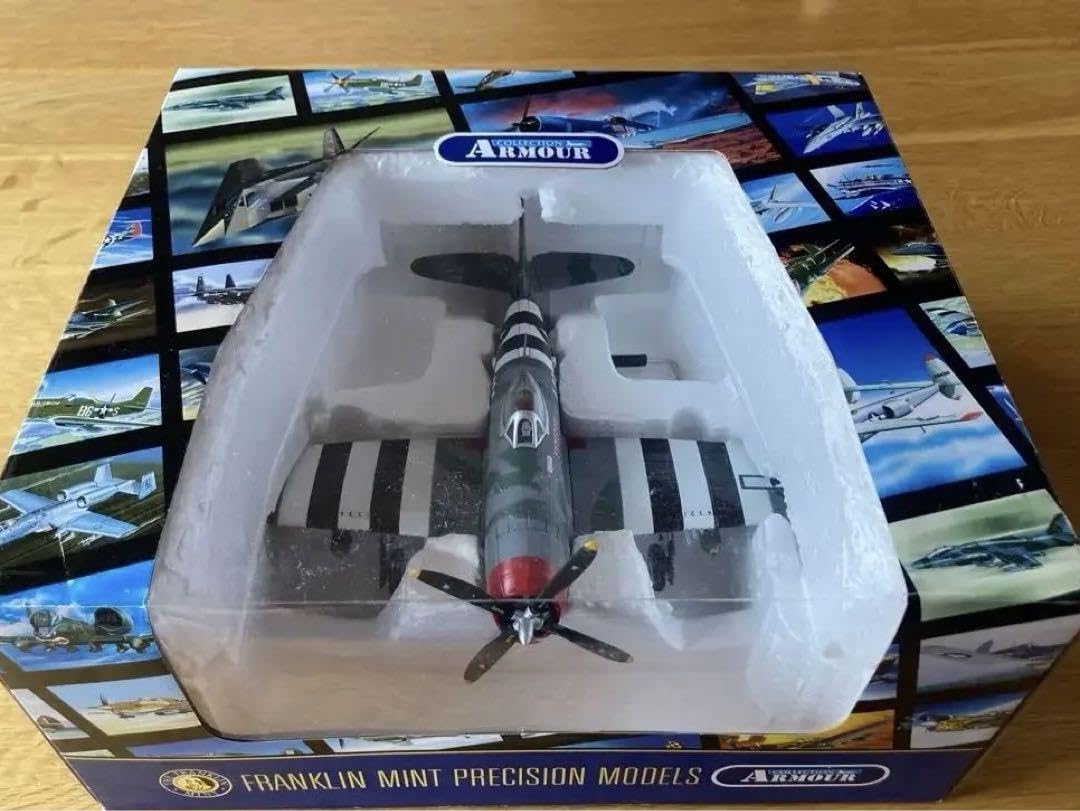 【希少】フランクリンミント　P-47 THUNDER BOLT 飛行機 Amazon.co.jp: フランクリンミント P-47 THUNDER BOLT 飛行機
