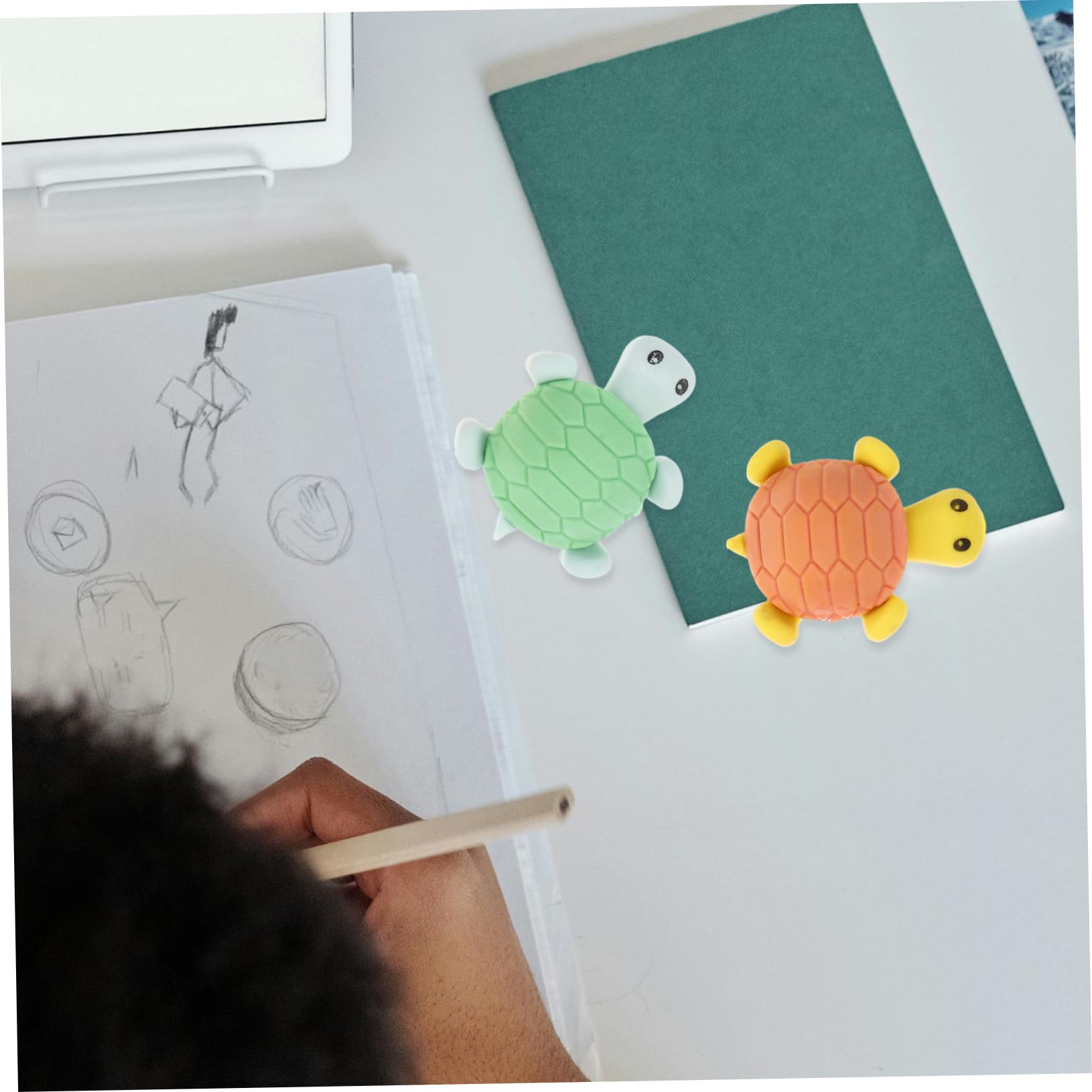 Gomme Scolaire en Caoutchouc Forme Tortue Créative 24 Pièces pour Étudiants et Designers Fournitures Dessin Écriture