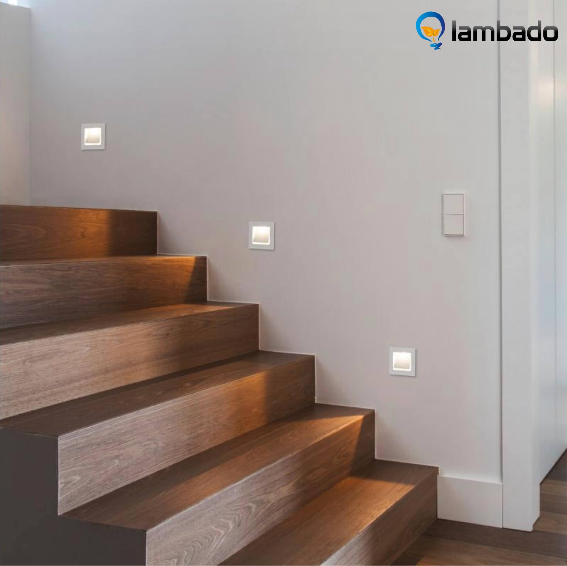 lambado® LED Treppenbeleuchtung mit Bewegungsmelder in weiss eckig - Stufenbeleuchtung mit 1,5W 230V für Ambiente & Sicherheit im Dunkeln