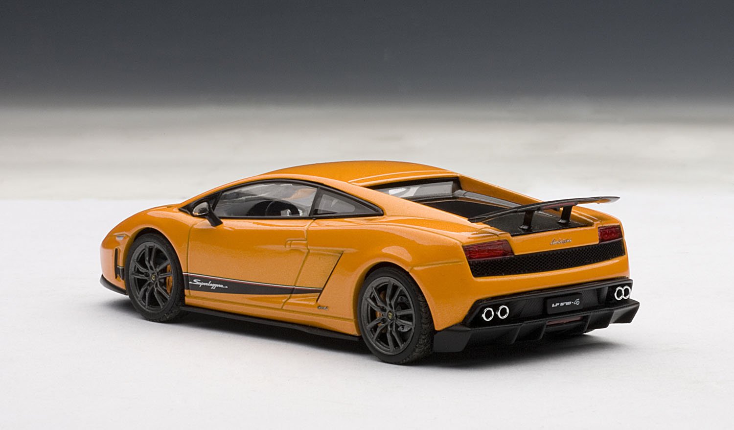 Amazon | AUTOart 1/43 ランボルギーニ ガヤルド LP570-4 スーパー