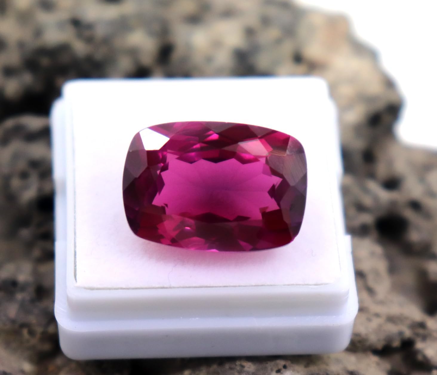 11 Ct Natural Cushion Cut Pink Painite Certified Faceted Loose Gemstone for Jewellery Making