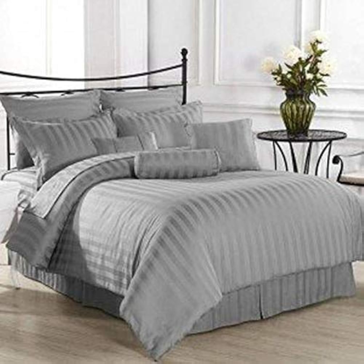 Rajasthan crafts Ultra Soft Microfiber AC Comforter/Quilt/Duvet 300 GSM, Grey Color, King Size Double Bed 60 inches x 90 inches