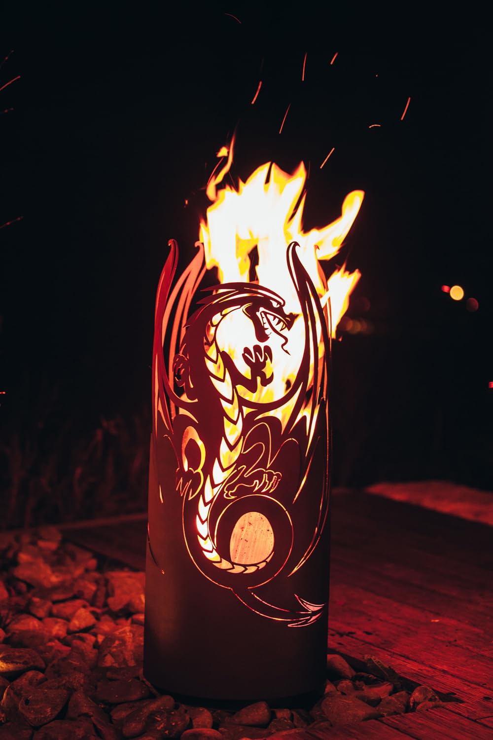 Feuersäule Fliegender Drache im Rost Design, Feuerschale, Feuerstelle für den Garten, Geschenkidee Feuerkorb