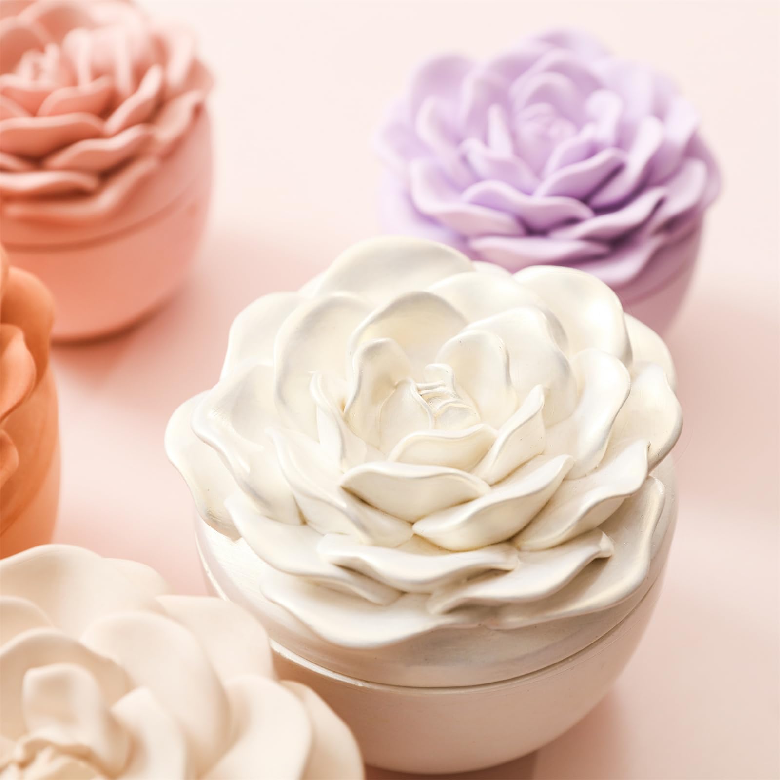 BOOWAN NICOLE Tarros para velas con tapa de flor de rosa y moldes de silicona de 70 ml para rellenar velas Jesmonite, candelabro de yeso para hacer velas artesanía (SH1074+LZ0698)