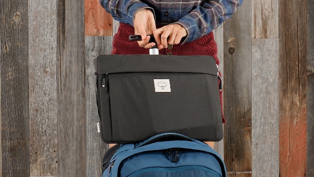 osprey arcane laptop bag Amazon.com: Osprey Arcane 14 Inch Laptop Sleeve, Black : Electronics