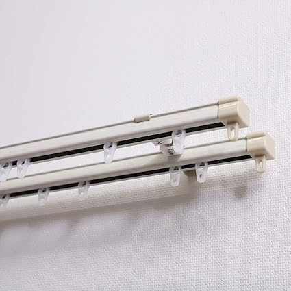 Amazon Co Jp グラムスタイル カーテンレール 2m 天井付け 正面付け 兼用 ダブル 伸縮 木目調 おしゃれ ホワイト ホーム キッチン